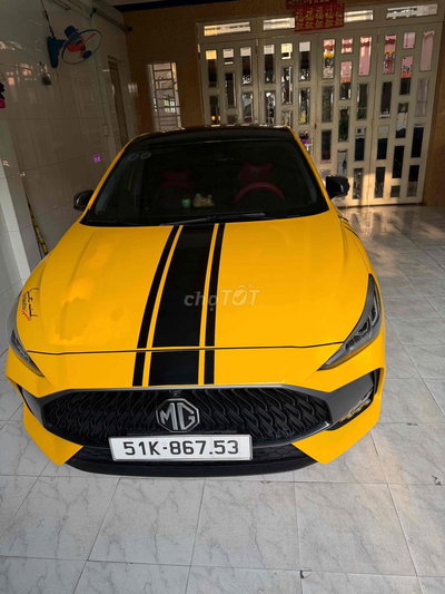 bán mg5 luxury 2023 xe lướt gắn nhiều đồ chơi