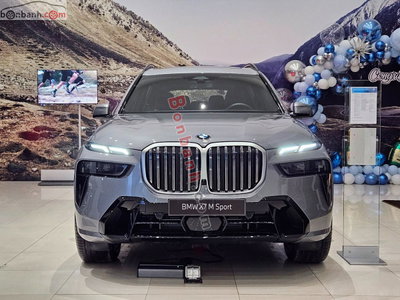 Xe BMW X7 xDrive40i M Sport 2025