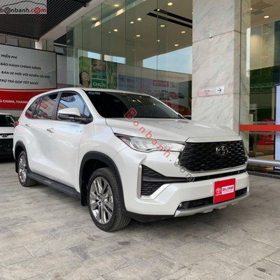 Xe Toyota Innova Cross HEV 2.0 CVT 2024