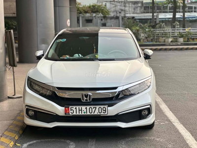 Honda Civic 2019 Trắng 21000 km
