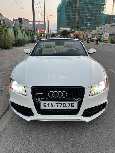 Audi A5 2010 2.0 T Quattro mui trần đẹp xuất sắc