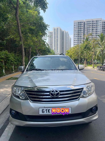 Toyota Fortuner 2013 2.7V 4x2 - 137000 km