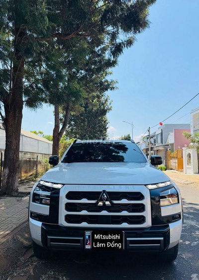 Mitsubishi Triton 2 cầu - 2025 Trắng