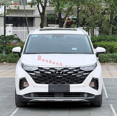 Xe Hyundai Custin Cao Cấp 2.0T 2023