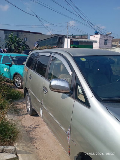 Toyota Innova G 2006 Số sàn 279750 km