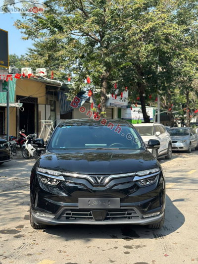 Xe VinFast VF8 Eco AWD 2023