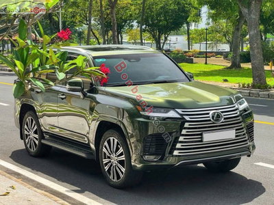Xe Lexus LX 600 Urban 2025