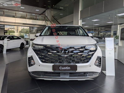 Xe Hyundai Custin Cao Cấp 2.0T 2026