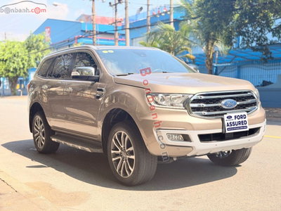 Xe Ford Everest Titanium 2.0L 4x4 AT 2019