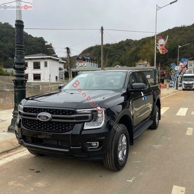 Xe Ford Ranger XLS 2.0L 4x4 AT 2026