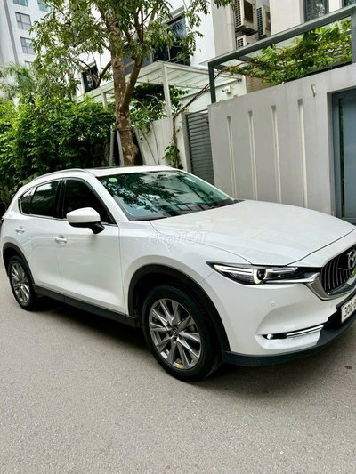 Cx5 Premium Full Option màu trắng cực mới.