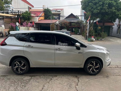 Mitsubishi Xpander 2022 Trắng bàn pre