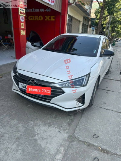Xe Hyundai Elantra 1.6 AT 2022