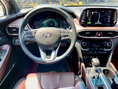 Hyundai Santa Fe 4wd xăng Trắng 69306 km