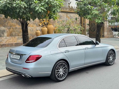 Mercedes E200 2017 Bạc 60000 km