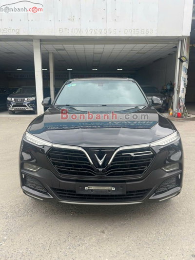 Xe VinFast Lux SA 2.0 Plus 2.0 AT 2019