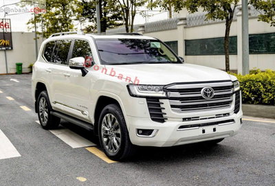 Xe Toyota Land Cruiser 3.5 V6 2025