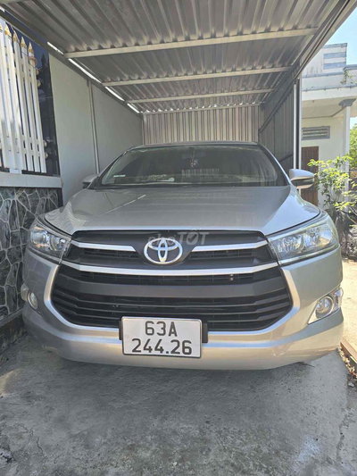 Toyota Innova 2018 2.0V - 165000 km