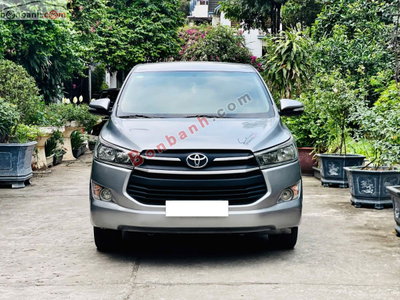 Xe Toyota Innova 2.0G 2016