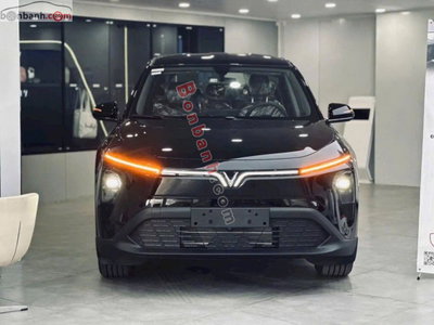 Xe VinFast VF MPV 7 AT 2026