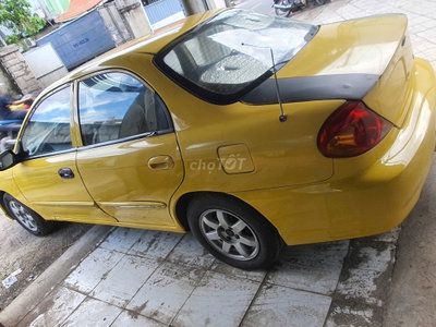 Kia Spectra 2005 Vàng Số sàn
