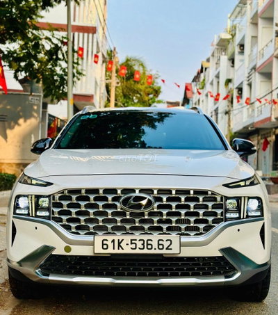 BÁN Hyundai Santa Fe 2.2 MÁY DẦU 2022 CÒN RẤT MỚI