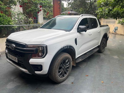 Ford Wildtrak 2025 Trắng 30000 km