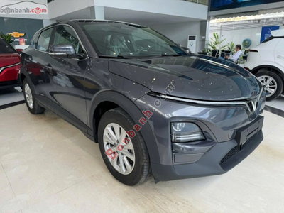 Xe VinFast VF6 Eco 2026
