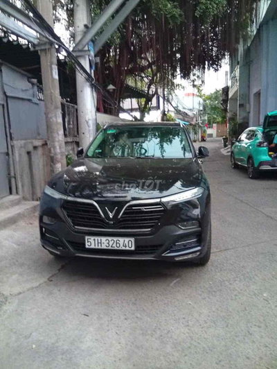 VinFast Lux SA 2.0 2020 Premium Đen