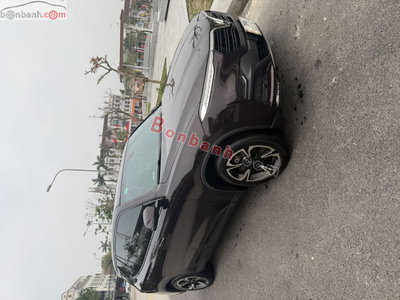 Xe VinFast Lux A 2.0 Base 2.0 AT 2021