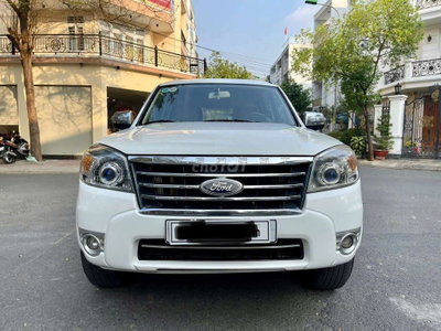 Ford Everest 2012 Limited Trắng