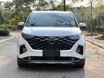Hyundai Custin Cao cấp 2.0T sản xuất 2023