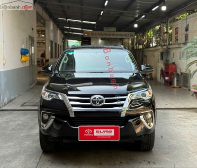 Xe Toyota Fortuner 2.4G 4x2 AT 2018