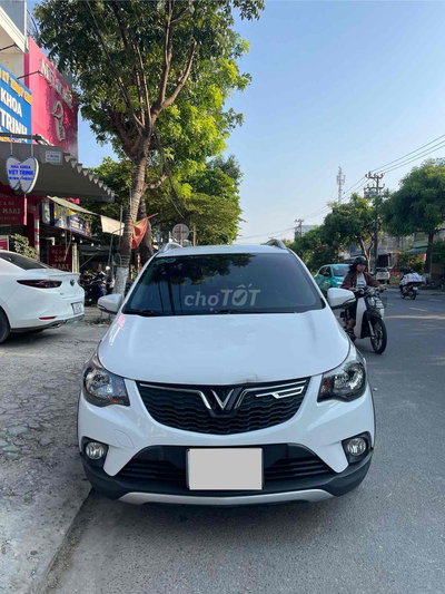Vinfast Fadil 2021 Trắng sơn rin