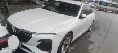 VinFast Lux A2.0 2021 Trắng