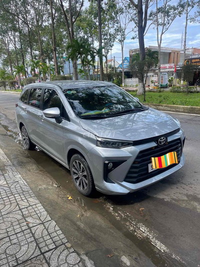 Toyota Avanza Premio 2022 CVT - 90000 km