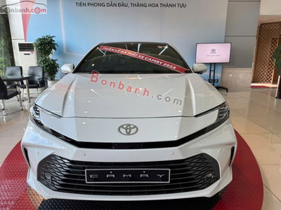 Xe Toyota Camry 2.5 HEV Mid 2026