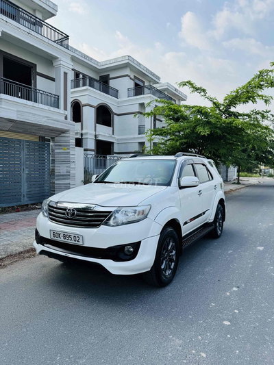 Toyota Fortuner 2015 Trắng