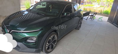 Xe điện VinFast VF 6 Xanh lá cây