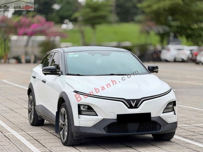 Xe VinFast VF6 Plus 2025