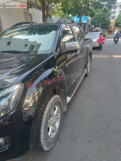 Xe Isuzu Dmax LS 2.5 4x2 MT 2017