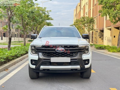 Xe Ford Ranger Wildtrak 2.0L 4x4 AT 2024