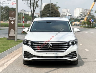 Xe Volkswagen Viloran Luxury 2023