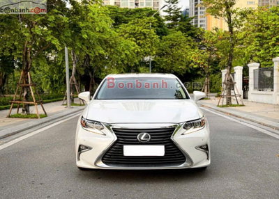 Xe Lexus ES 250 2016