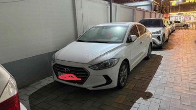 Hyundai Elantra 2018 1.6 AT - 30000 km
