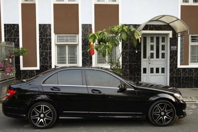 Mercedes C300 AMG Đăng kiểm đến 3/2027