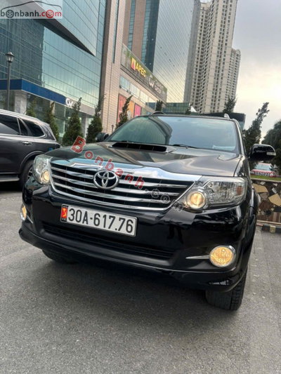 Xe Toyota Fortuner 2.5G 2015