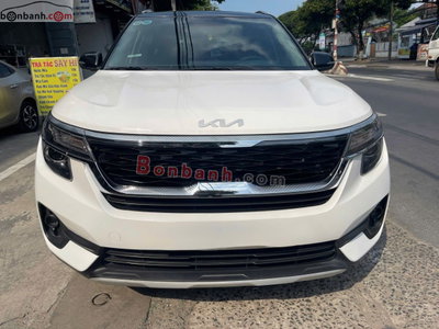 Xe Kia Seltos Luxury 1.4 AT 2023