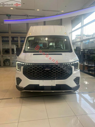 Xe Ford Transit Premium 2026