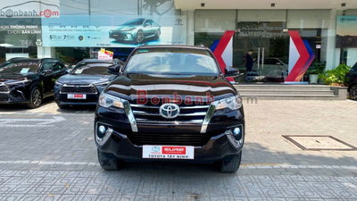 Xe Toyota Fortuner 2.4G 4x2 AT 2020